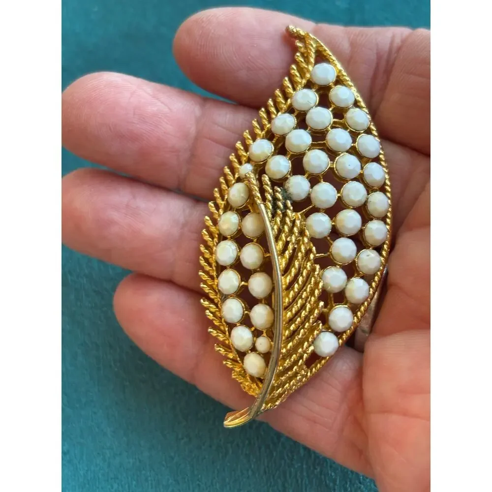 Vintage Leaf-Shaped Brooch Pin with Faux Pearls & Gold Tone Finish